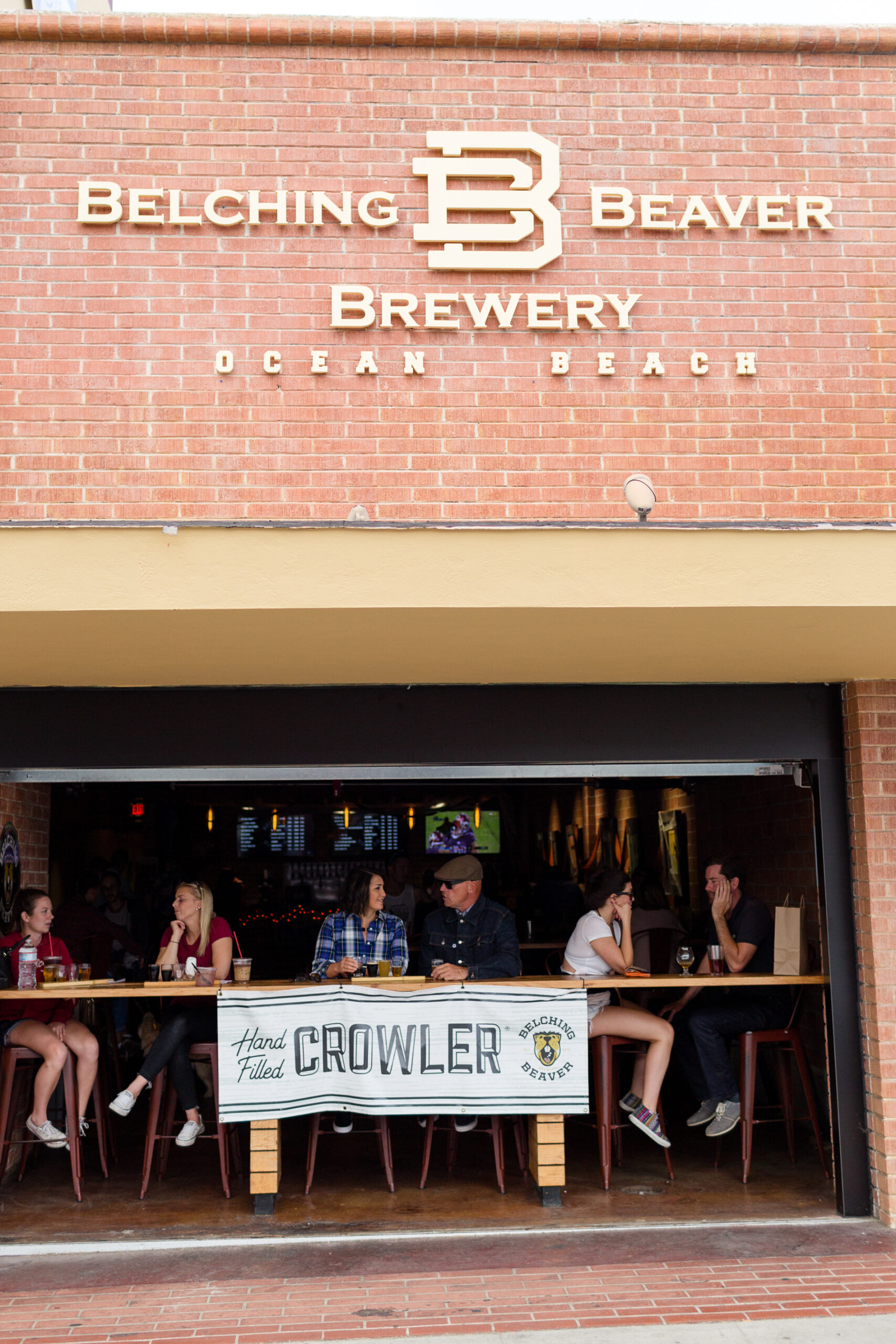 couple at belching beaver brewery