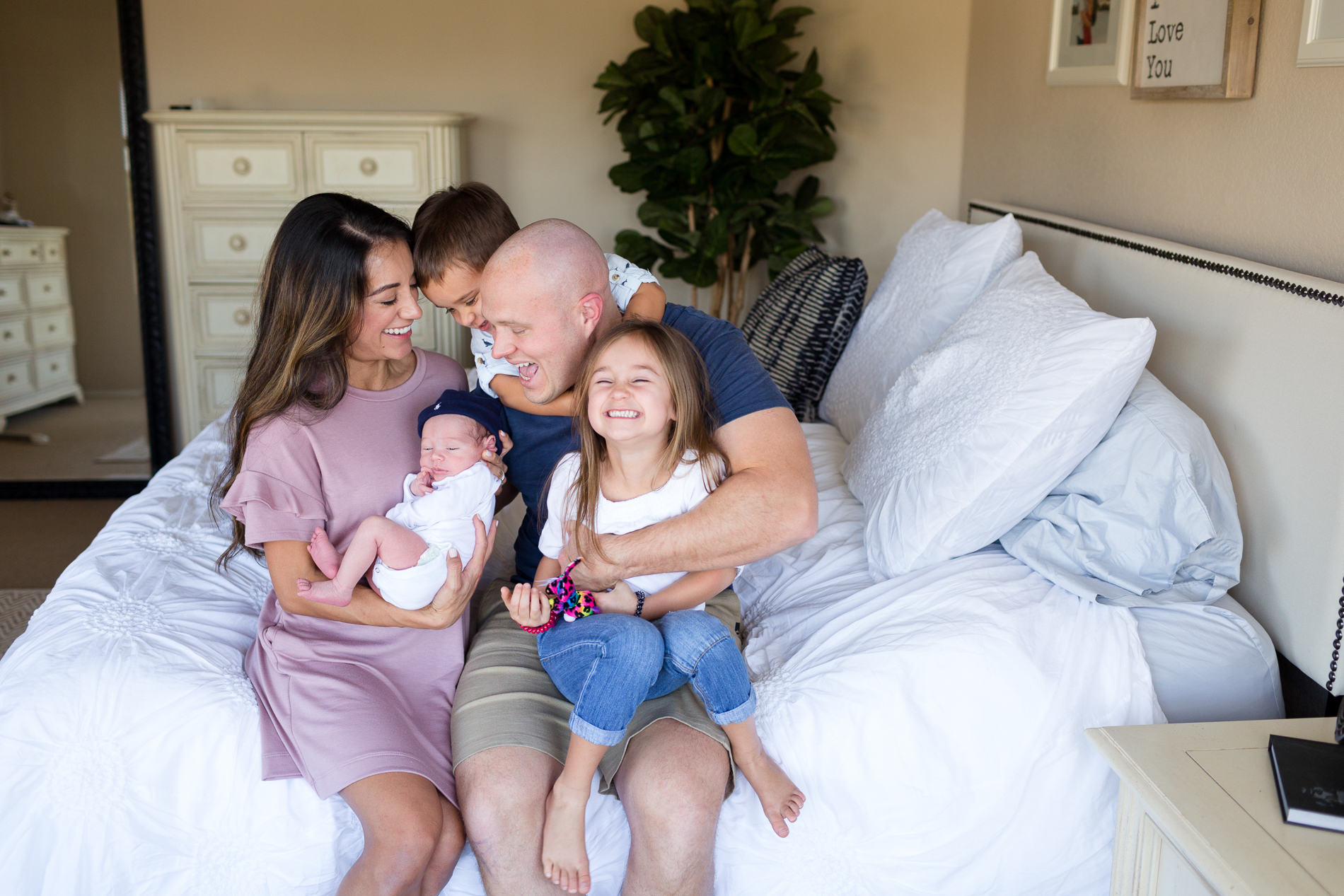 San Diego Lifestyle Newborn Photographer Christine Dammann Photography happy family