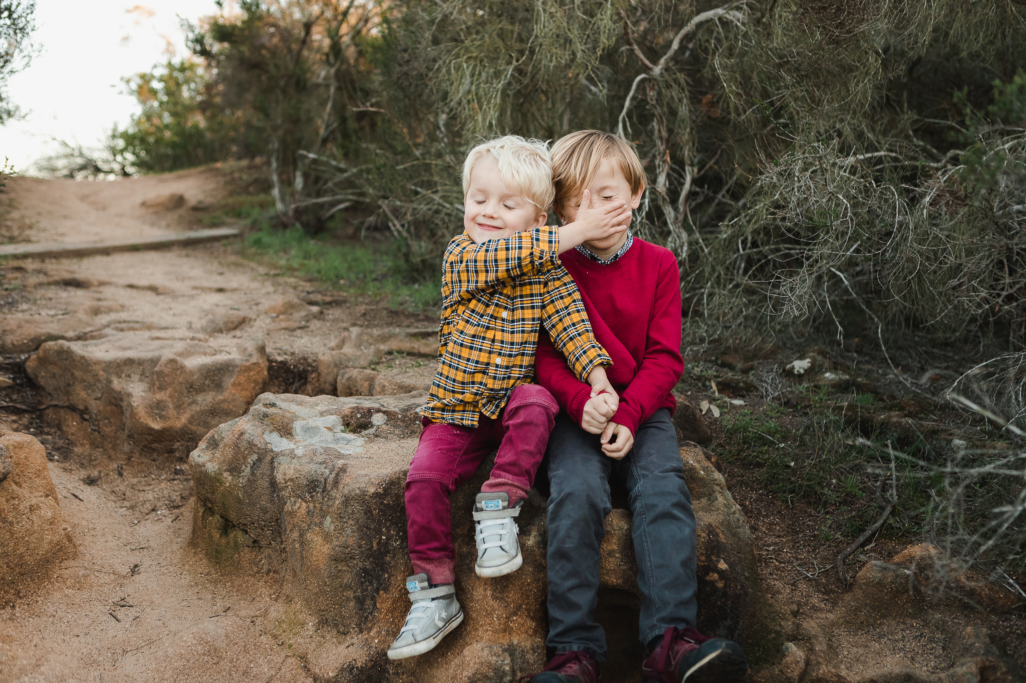 lifestyle family photographer in Encinitas