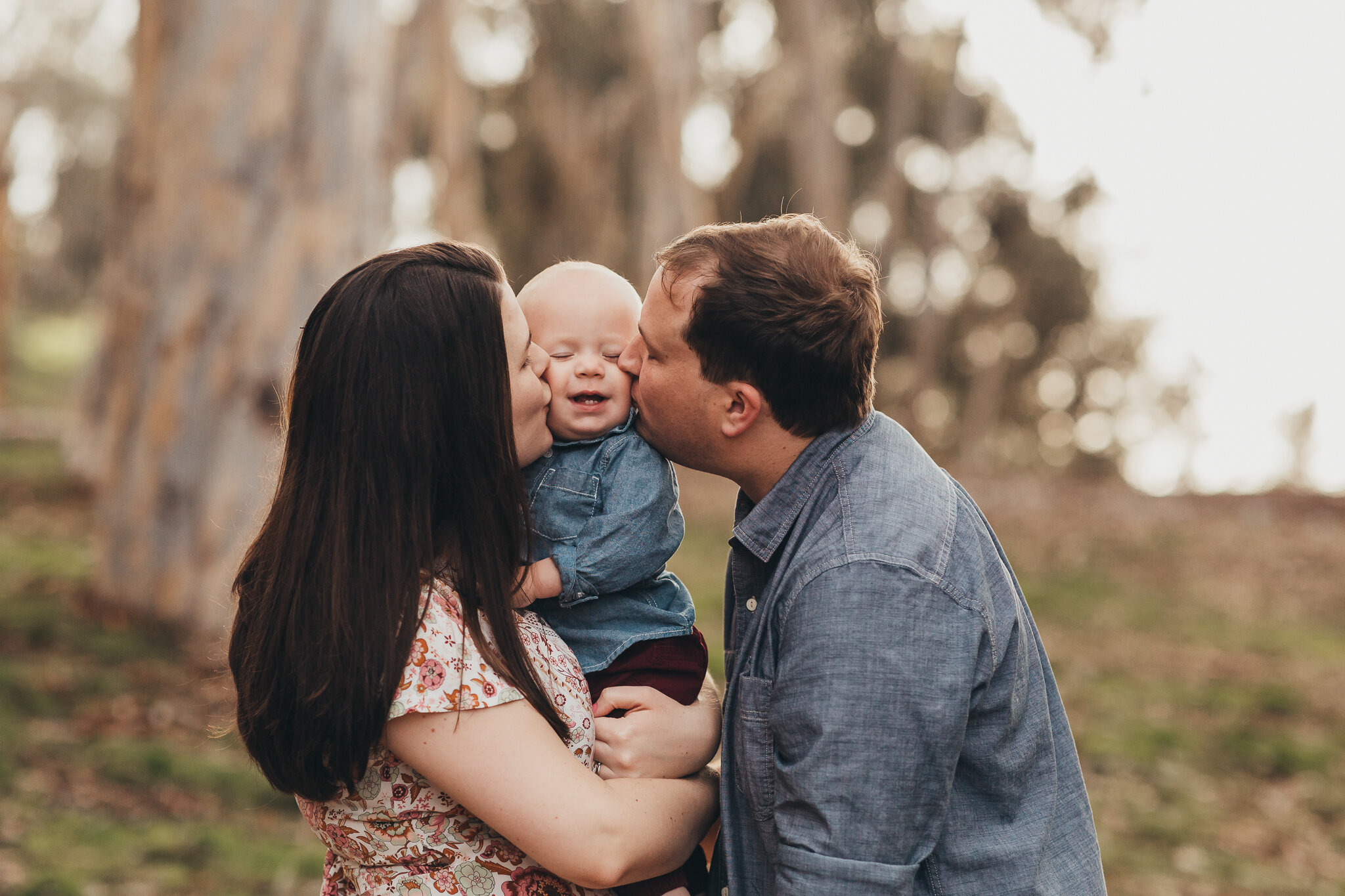 Family photos at Hosp Grove Carlsbad San Diego