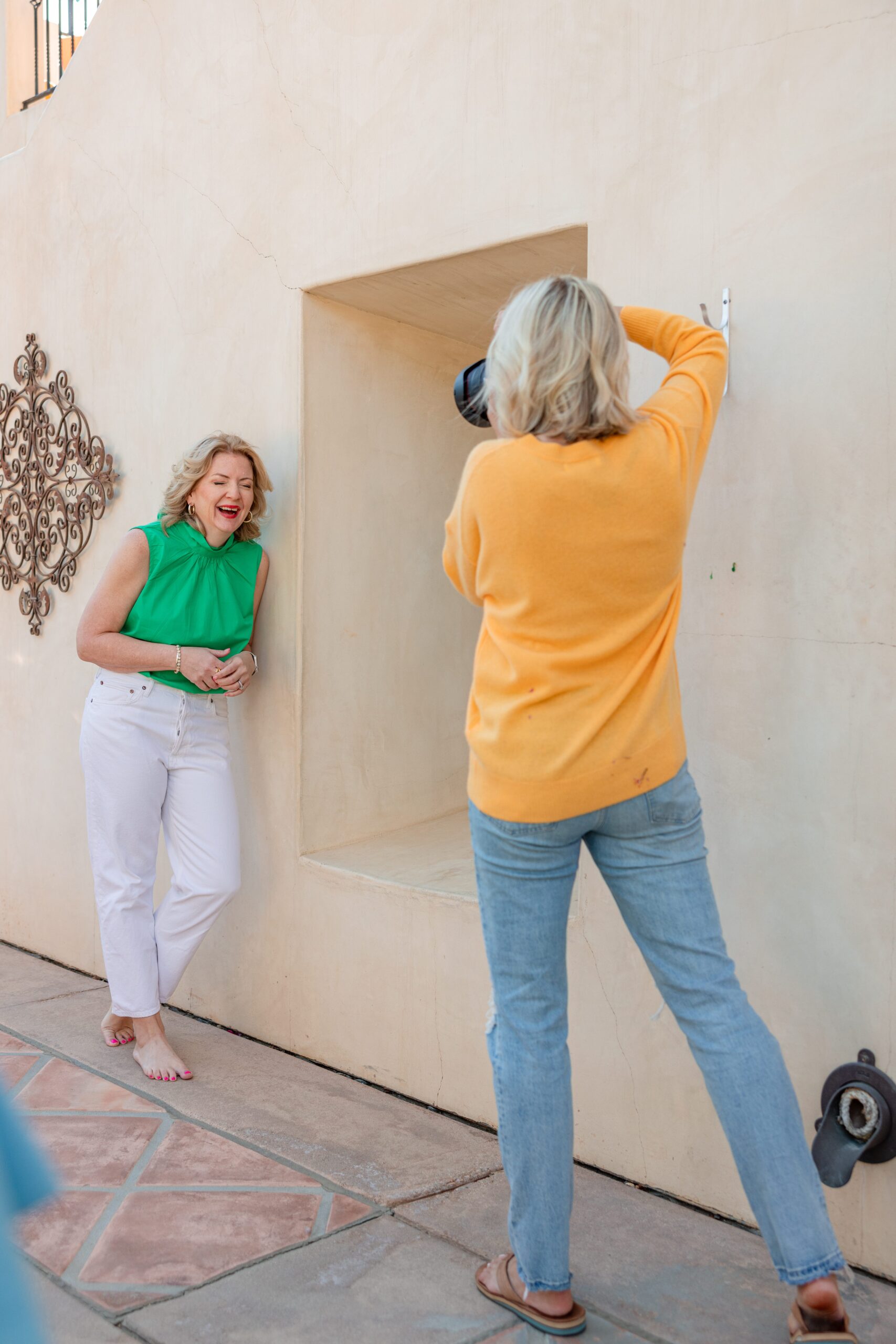 San Diego family photographer working with a client